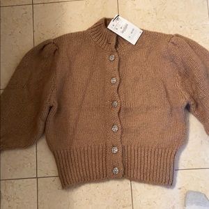 Puff sleeve crop sweater